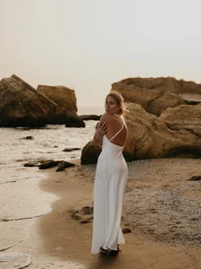 Goodgirlgonabad Public Immagine  2