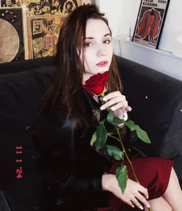 ElvaHilby Public Foto 2