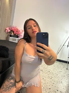 SARHA_ANTONELLI tattoos 😈❤❤ Foto 2