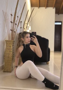 ChloeBunny1 Casual টি ছবি