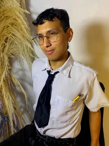 leonix_love Sexy teacher Pic 3