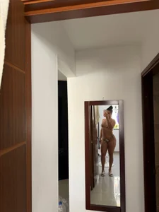 Public od Angeela_Perez  4 snímek