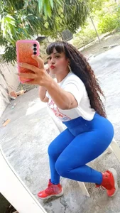 SabrinaColin me Hình 4