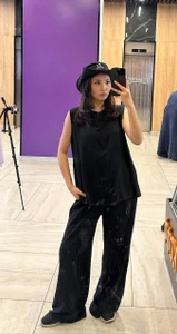 LindaHernandez im famous😎 - {count, plural, one {תמונה אחת} two {שתי תמונות} many {# תמונות} other {# תמונות}}
