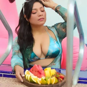 Serenya_musePublic Bild