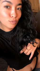 Isabellapeach Public Hình 2