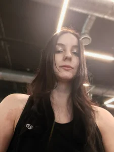 Gym girl🌺 de Its_Lumina3 Foto 4
