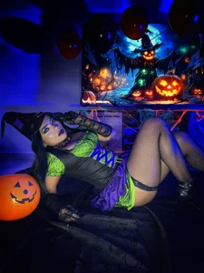miapassionx 🎃Halloween Temptation 🎃� Trick or Kiss? 💋� slika 8