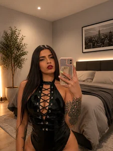 vanesseek's XXX Nude Photo 5
