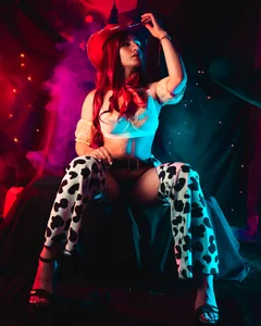 scarlet__rossi I'm your cowgirl. 🥵 Hình 9