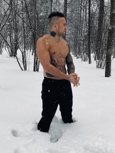 Mr_YourGod Public Immagine  5