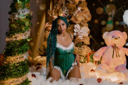 AgataRinaldi May this Christmas be full of magic💚 Immagine  2