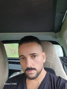 SexyItalian10 Public Pic