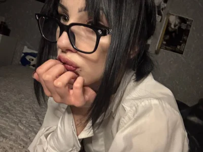 ForeTiff «Good girl in glasses» Pic 6