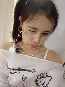 VerlieChahal Cute white Immagine  2