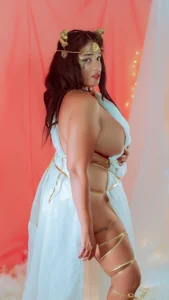 AbellaLizz A trip to the skies of the Greek gods Pic 3