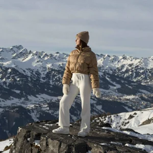 L1na_Reeds magical photos in mountains (AI content) Foto 4