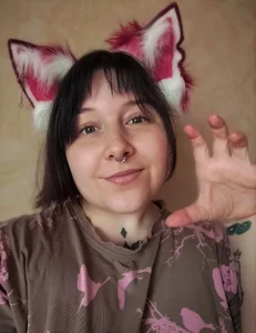 Belinda_Starlight lots of cute cat ears Pic