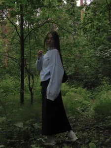 Harlybaby_2007 walk in the forest Pic 3