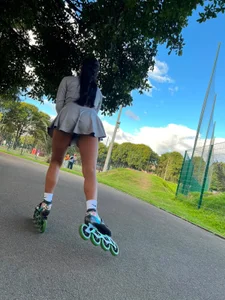 meggan_07 skating is my passion💞 Pic 5