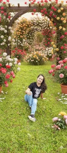 BadraSaadi “It’s my birthday… let’s make it dirty 🎁😈” Bilde