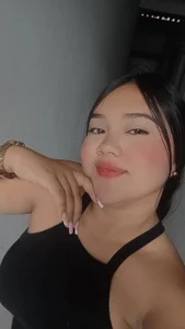 Hot_LatinaX “Look at me… but don't fall in love easily 😘” Fotka