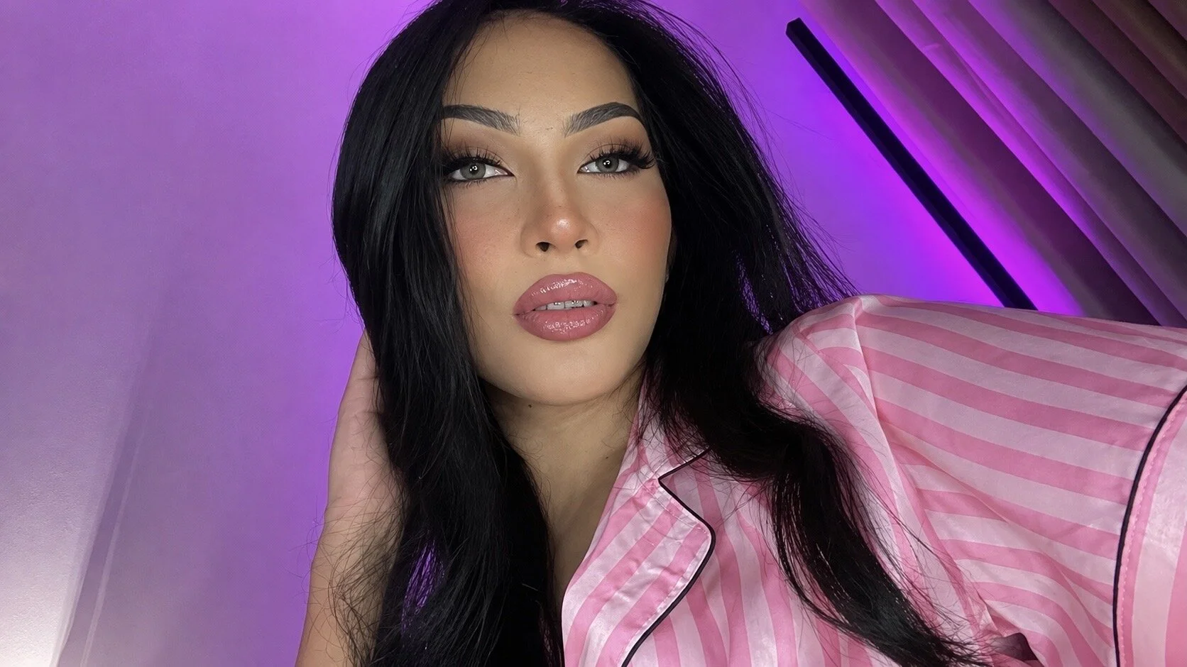 Alicegreenexx Selfies รูป 
