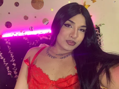 Cute_Emperatriz Sexy Empera Red  5টি ছবি