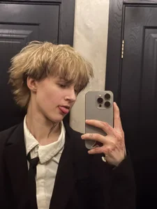 Senpai_Sins Public 圖片