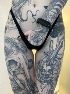 Knoxdoll Black Pic 4