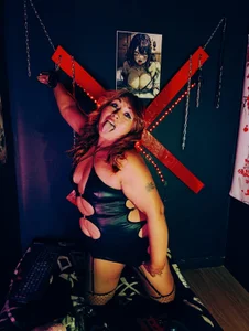 Kazsandraa BDSM Foto