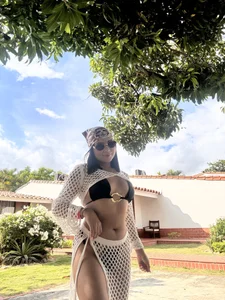 jailyncam_ 🦋💎  6টি ছবি