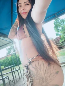 Mia_Ultra_Hot's PISCINA!!! Sex Photo 1