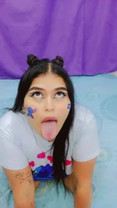 BRITHANNY🦋 de Destroy_princelinda  5 Imagens