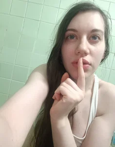 Mimi_Miya Public Pic 2