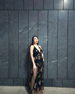 Cute_Sexy05 Public Pic 3