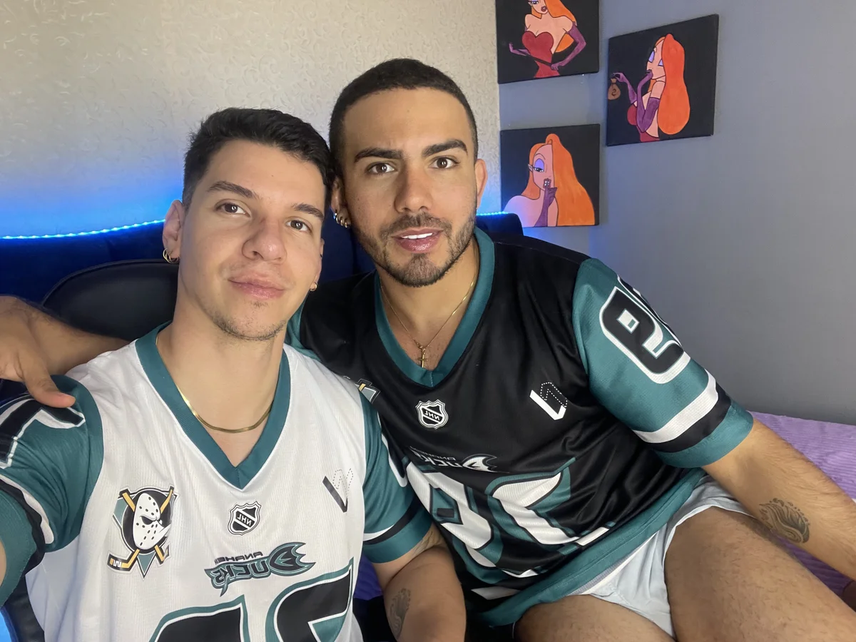 adamhairy 님의 트렌드 중인 사진  1394개