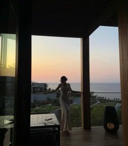 Mia_shy1 vacation with friends Pic 5