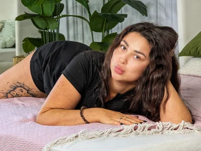 MonaCarter: a lil photoshoot 😜 ( 5 фото)