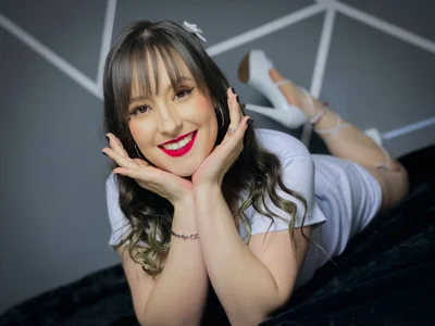 Belly_Rosse angelic face 🤍 Pic 7