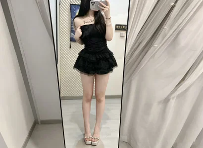 jiaija-666's 你的老婆 Sex Photo 1