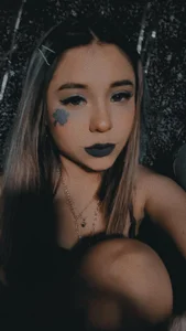 lil_daisy7 Public Pic 4