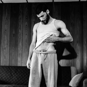 GuyInNY kullanıcısının Me in the wild albümü -  4 fotoğraf