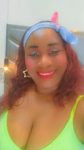 sofi_hill: kissesssss ( 2 фото)