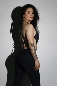 KylieJenkinsのSpotligt 🤍🖤の枚の写真