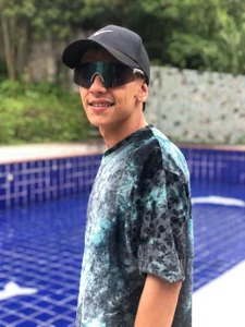 😈 Pretty but dangerous. de xAndres_sexx  2 Imagens