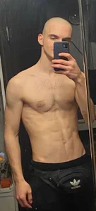 Public od Pyssiboyka  3 snímek