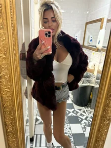 🦊 od Carmel_Louise  3 snímek