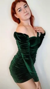Creamy_Lissa green eyes green dress зображення 4