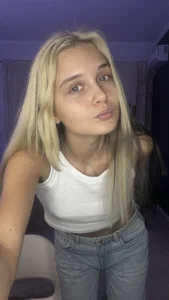 VirginiaWadee Me^ Pic